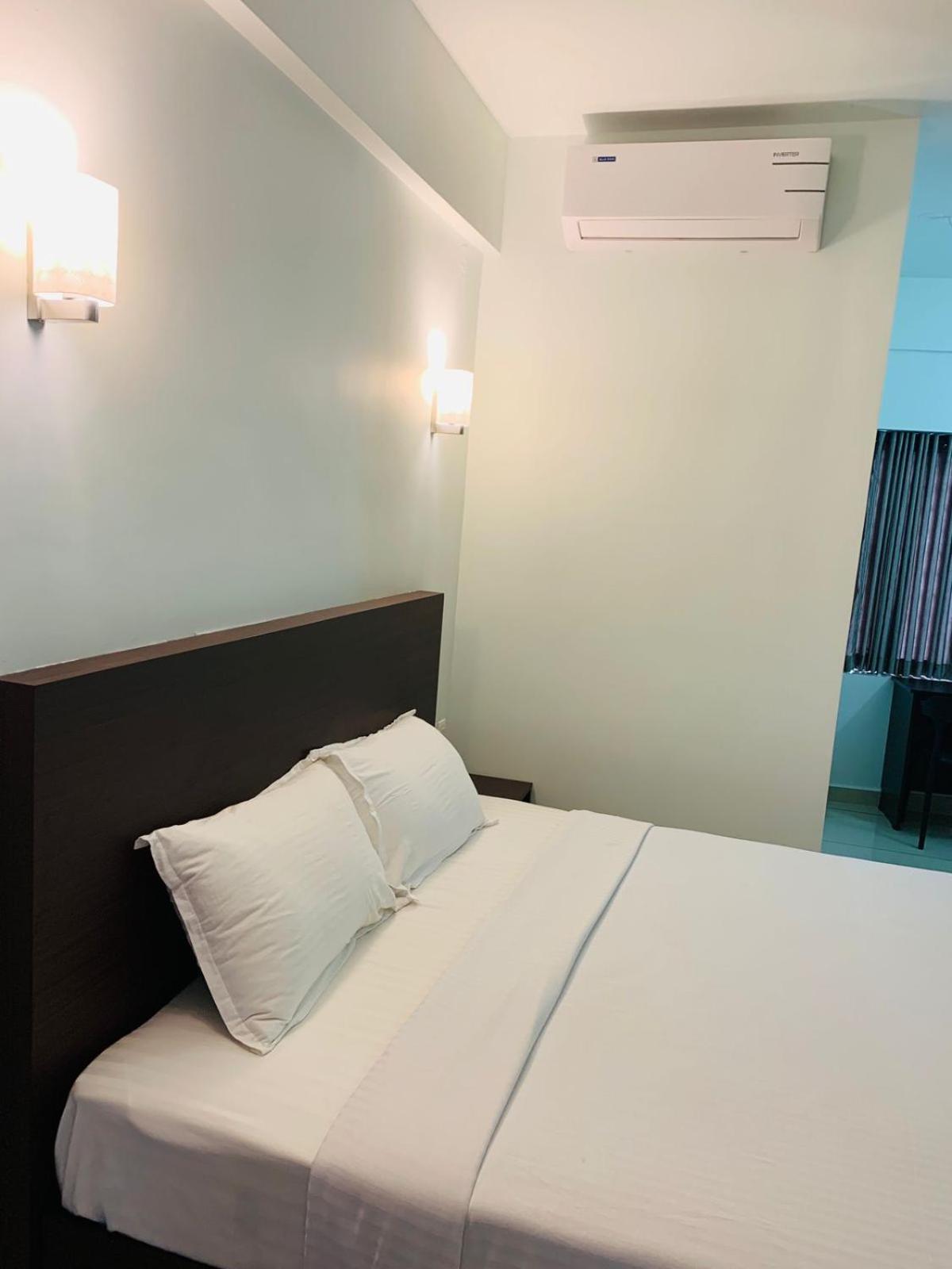 Apsara Residency 호텔 Perintalmanna 외부 사진