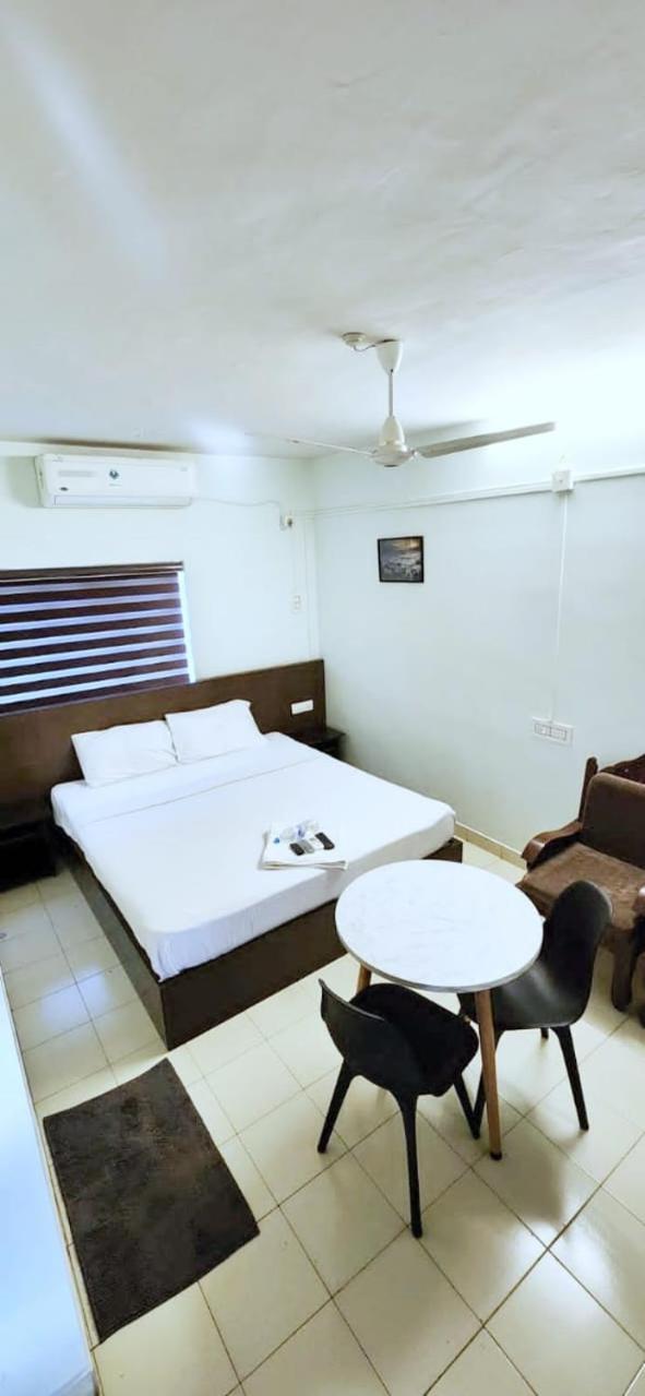 Apsara Residency 호텔 Perintalmanna 외부 사진
